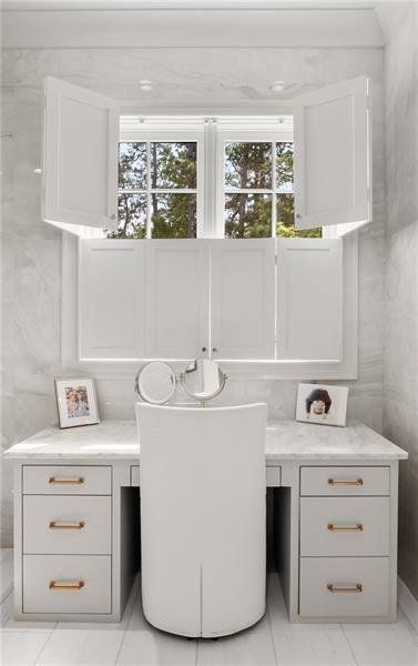 Furnished interior view inside a new home in , Alpharetta (Image 67).