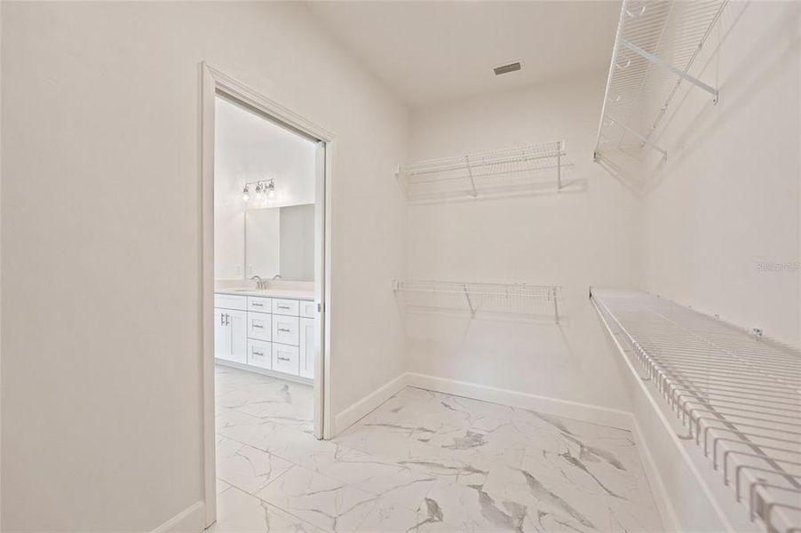 Spacious, unfurnished interior of a new home in , Newberry (Image 27).