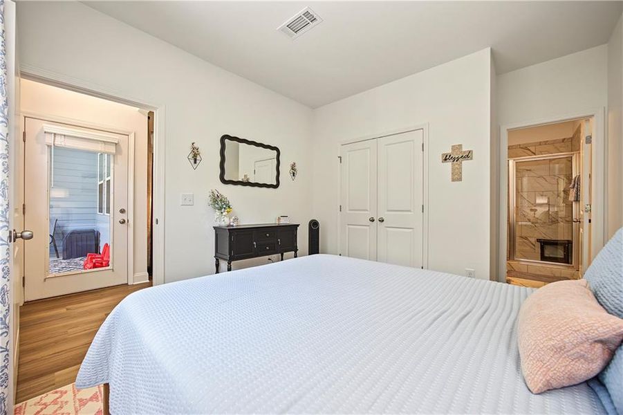 Image 37 of a home in .