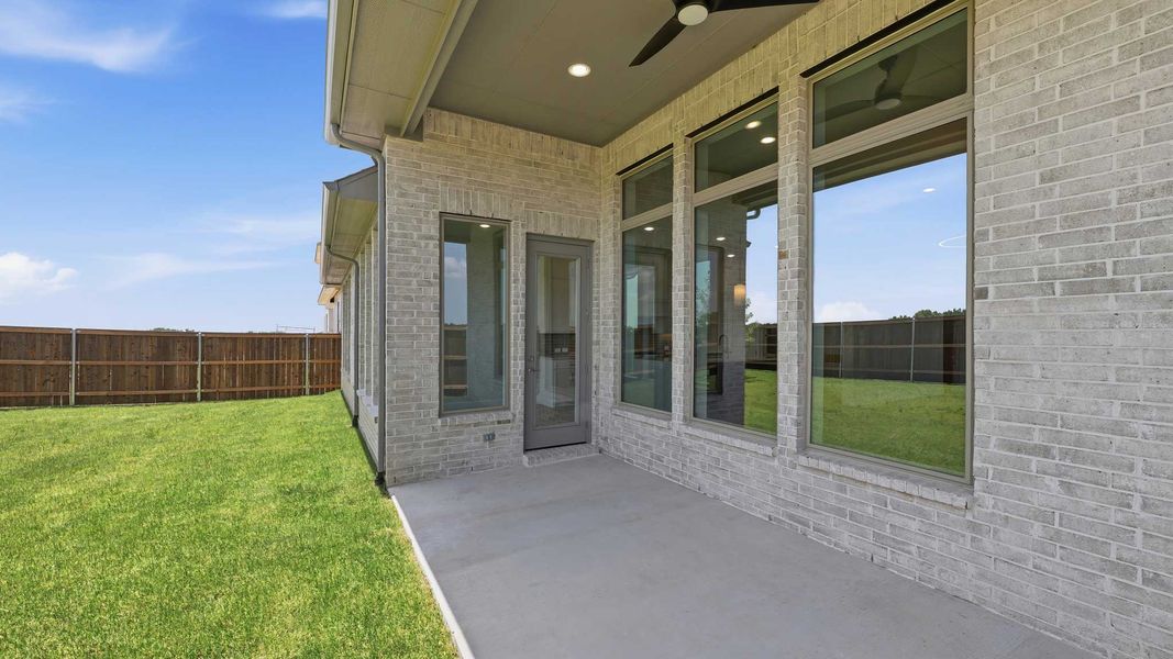 Exterior details and patio area of a home in Mustang Lakes, Celina (Image 3).