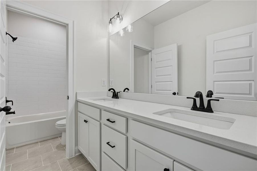 Image 33 of a home in .