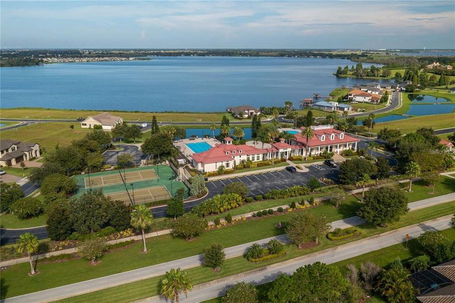 Community amenities in , Lake Alfred (Image 11). Community amenities in , Lake Alfred (Image 11).