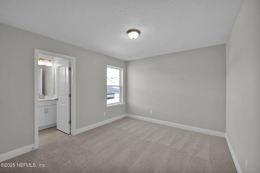 Spacious, unfurnished interior of a new home in Seabrook Village at Nocatee, Ponte Vedra (Image 20).