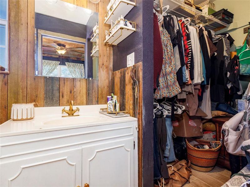Furnished interior view inside a new home in , Brownwood (Image 6).
