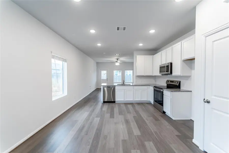Furnished interior view inside a new home in Cool Water, Jarrell (Image 4).
