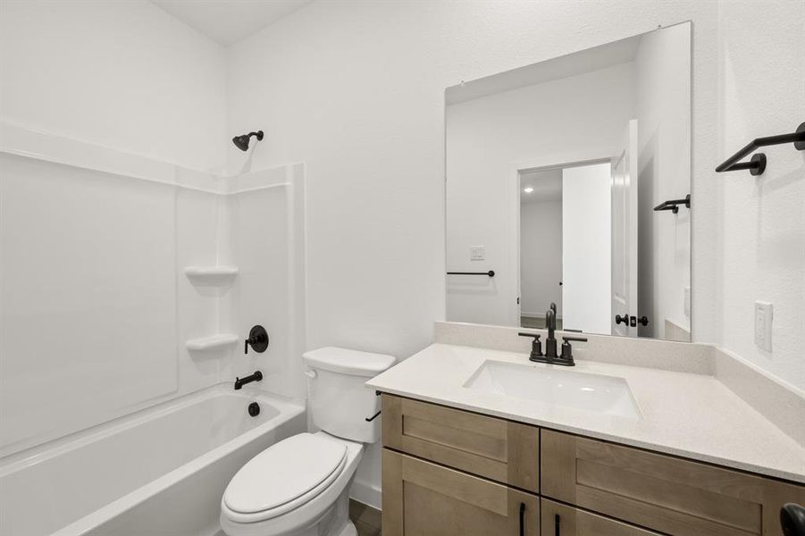 669 Tyronza- Bathroom-1