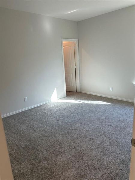Spacious, unfurnished interior of a new home in Liberty Pointe, Gainesville (Image 16).