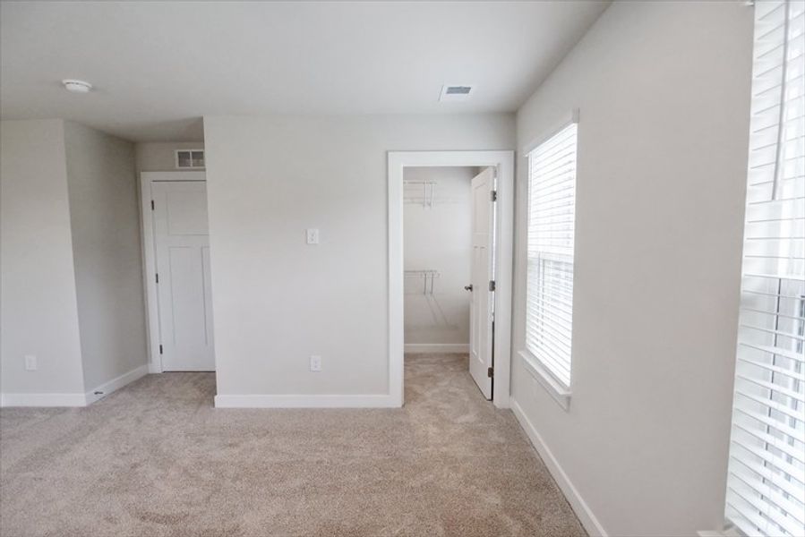 Spacious, unfurnished interior of a new home in Everly Estates, Spartanburg (Image 40). Spacious, unfurnished interior of a new home in Everly Estates, Spartanburg (Image 40).
