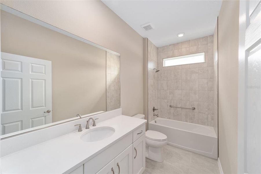 Furnished interior view inside a new home in , Ocala (Image 10).