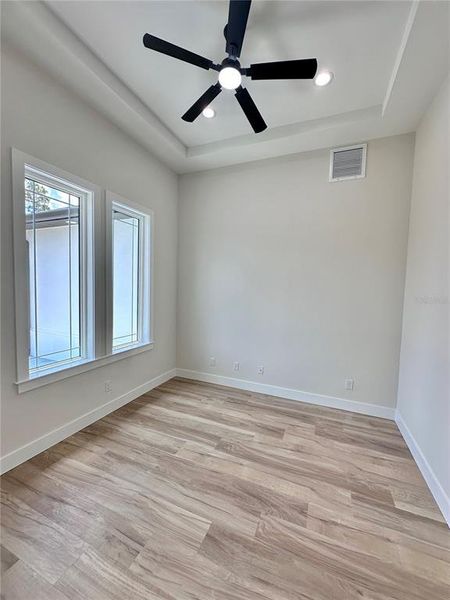 Spacious, unfurnished interior of a new home in , North Port (Image 18).