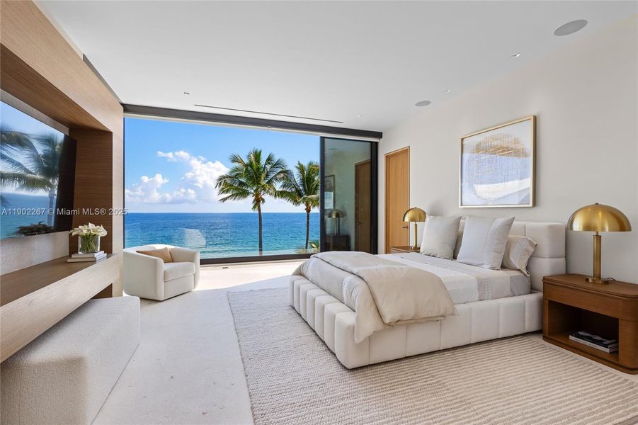Furnished interior view inside a new home in , Fort Lauderdale (Image 11).