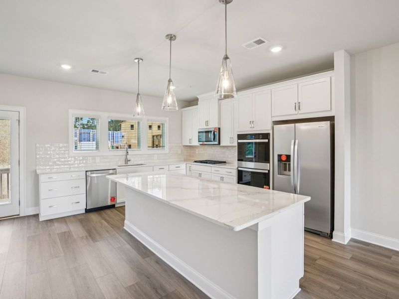 The Leighton floorplan with the Upscale Rustic Linen interior package.