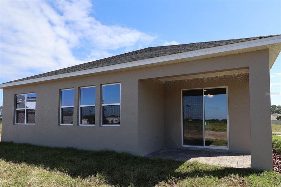 Exterior details and patio area of a home in Bay Lake Farms, St. Cloud (Image 20).