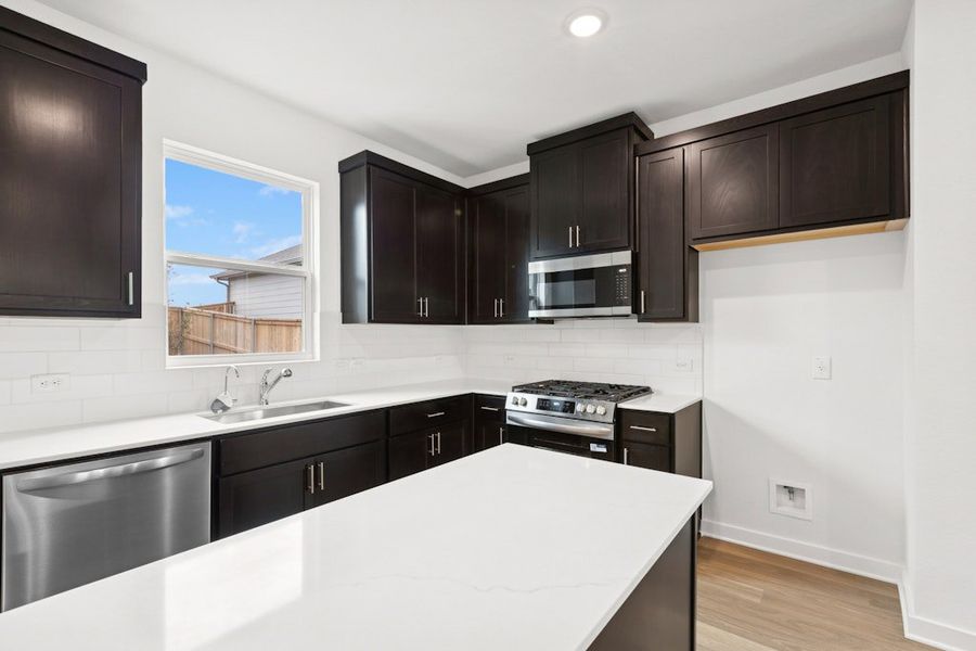 Furnished interior view inside a new home in Mayfair, New Braunfels (Image 8).