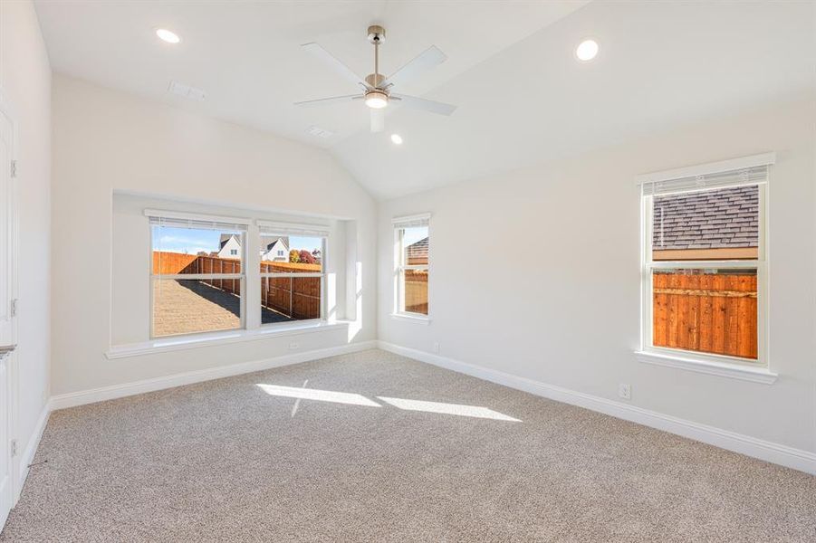 Spacious, unfurnished interior of a new home in The Lakes at Parks of Aledo, Aledo (Image 24).