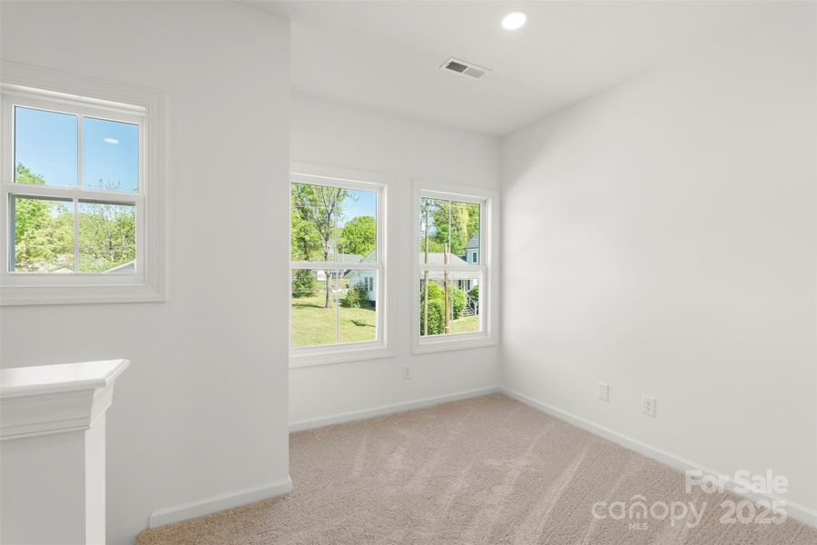 Image 27 of a home in .