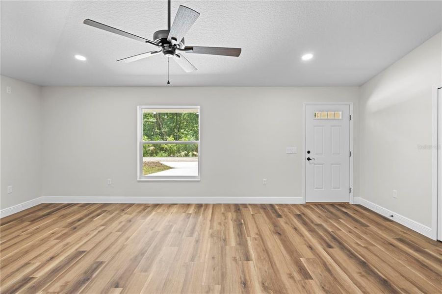 Spacious, unfurnished interior of a new home in , Brooksville (Image 30).