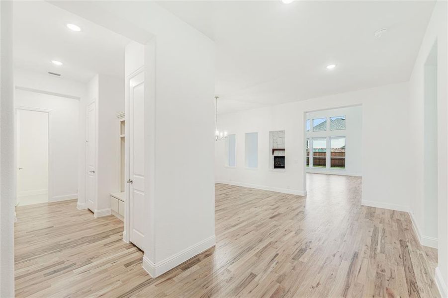 Spacious, unfurnished interior of a new home in Somerset Classic 70s & 80s, Mansfield (Image 17). Spacious, unfurnished interior of a new home in Somerset Classic 70s & 80s, Mansfield (Image 17).