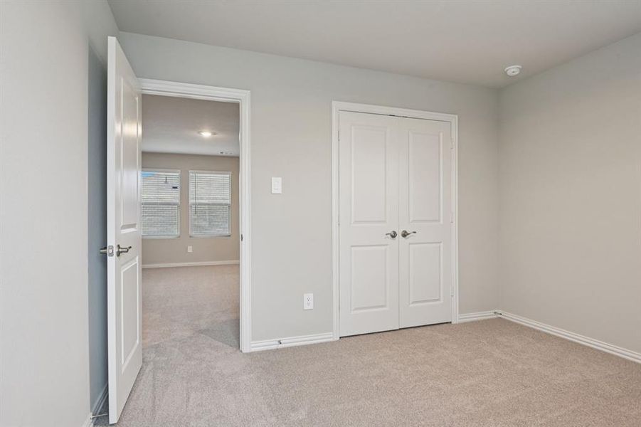 Spacious, unfurnished interior of a new home in Lakehaven - Spring Series, Farmersville (Image 31).