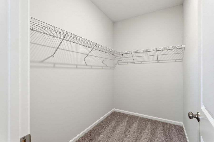 Spacious, unfurnished interior of a new home in Willowbrook, Shelby (Image 13).