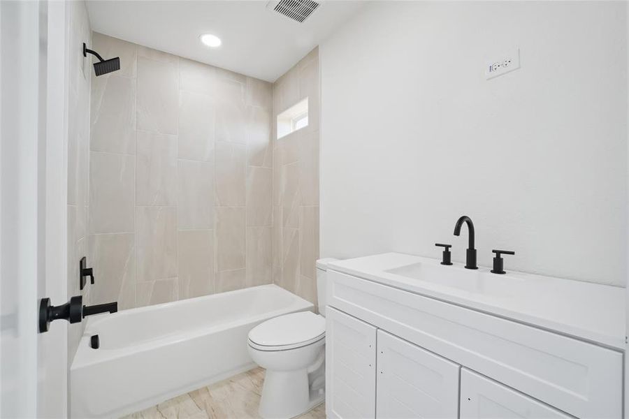 Furnished interior view inside a new home in , Denton (Image 10).