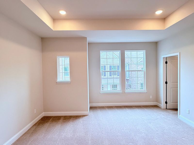 Spacious, unfurnished interior of a new home in Promenade at Clari Park, Murfreesboro (Image 10).