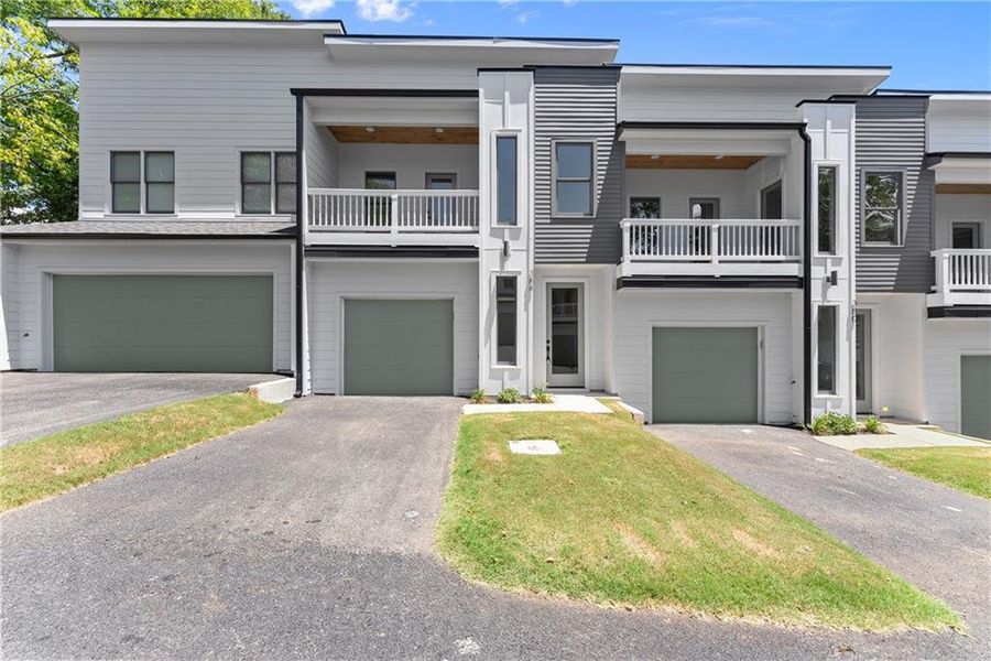 Front exterior of a new home in , Gainesville, GA, highlighting curb appeal (Image 26).