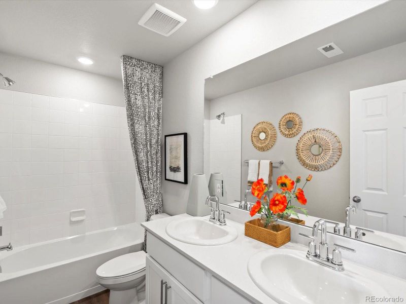 Furnished interior view inside a new home in , Aurora (Image 15).