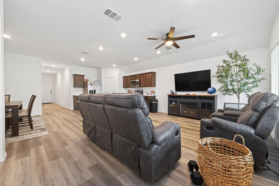 Furnished interior view inside a new home in Presswoods, Splendora (Image 33).