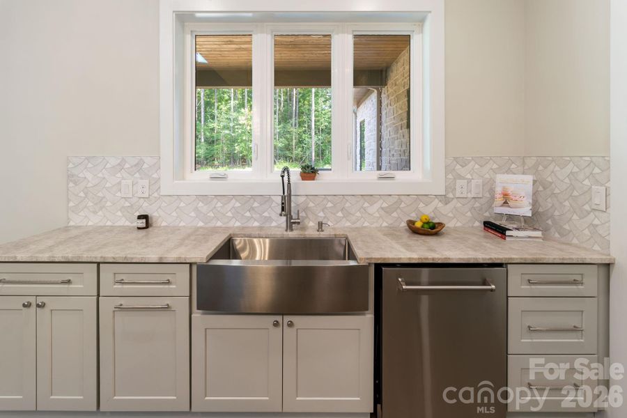 Image 46 of a home in .