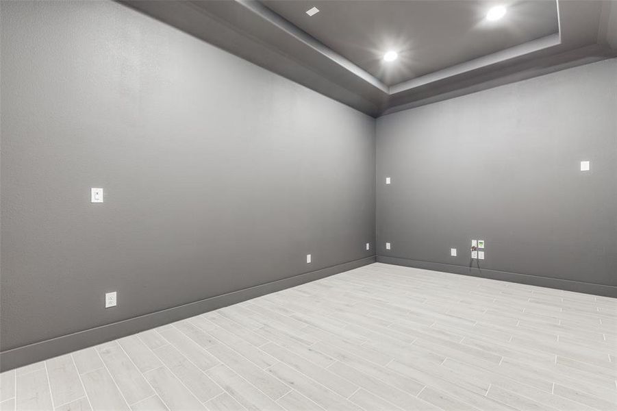 Spacious, unfurnished interior of a new home in , Melissa (Image 13).