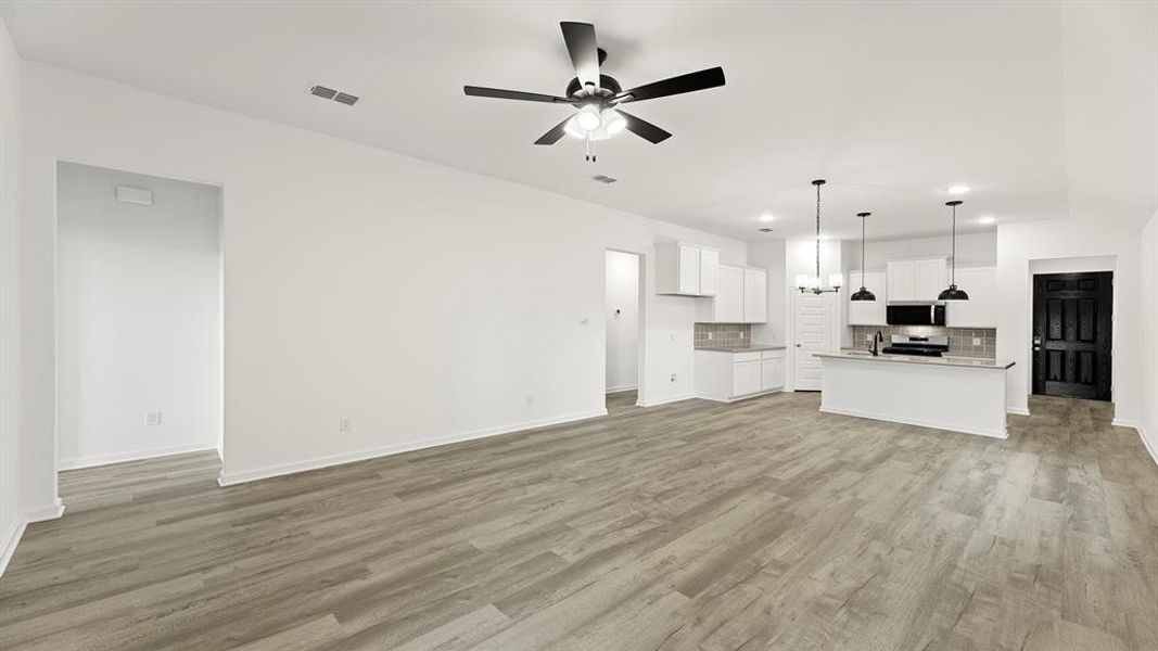 17. 1662 Gracehill - Family (3)