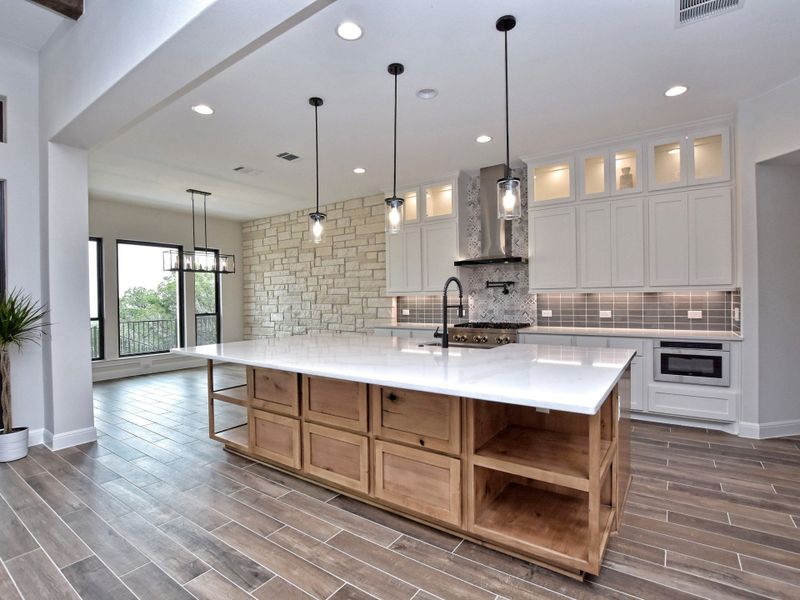 Representative furnished interior of a home built from the Santa Barbara II by Giddens Homes in Scofield Farms Estates, Georgetown (Image 71).