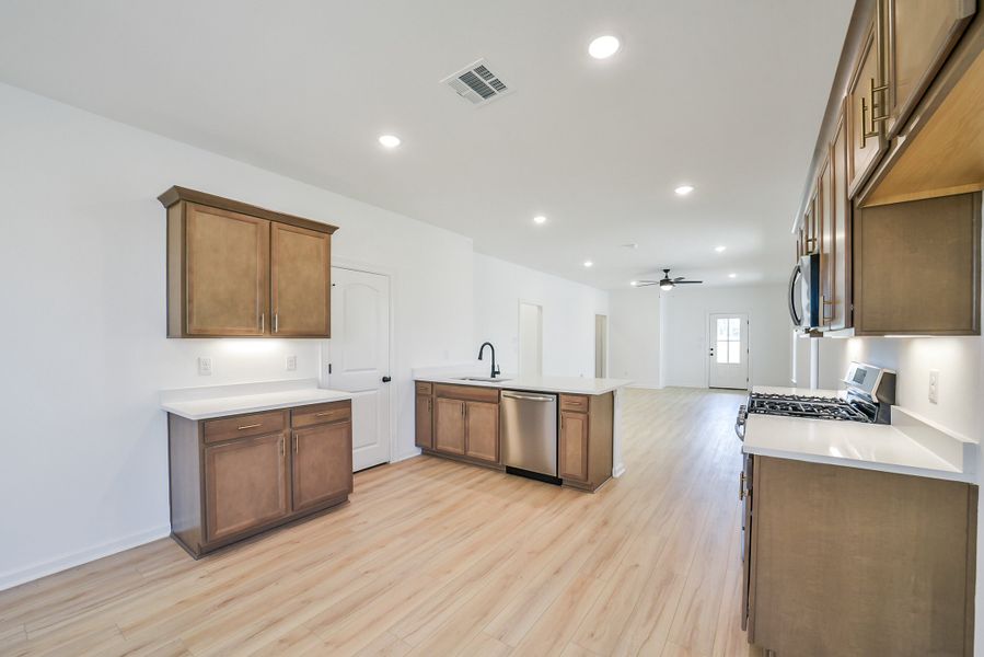 Furnished interior view inside a new home in Mostyn Springs, Magnolia (Image 10).