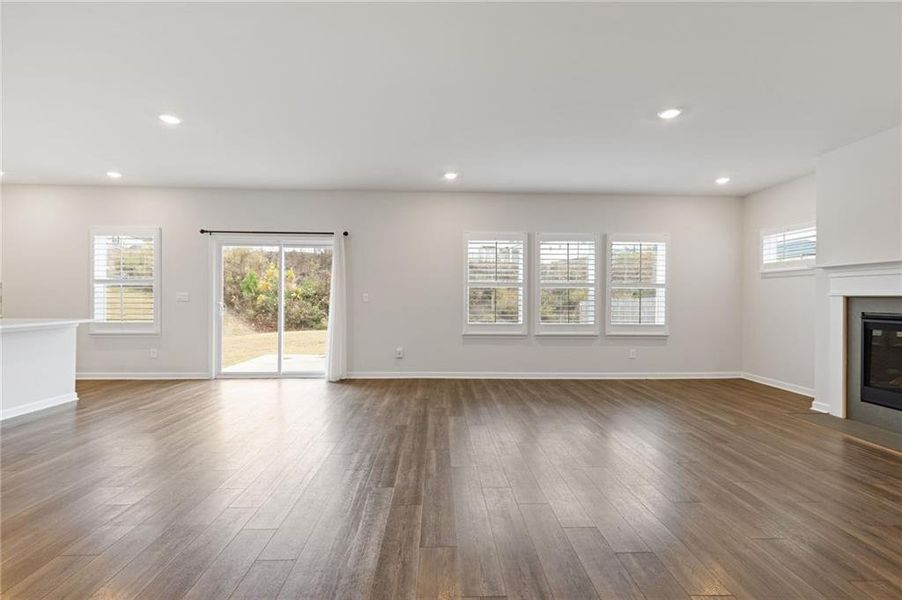 Spacious, unfurnished interior of a new home in , Braselton (Image 26).