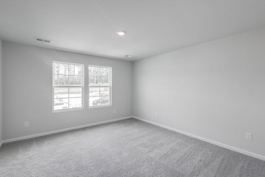 Spacious, unfurnished interior of a new home in Bluefield, Lexington (Image 32). Spacious, unfurnished interior of a new home in Bluefield, Lexington (Image 32).