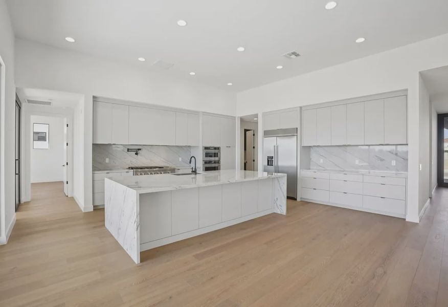 Kitchen - 6 of 14 Kitchen - 6 of 14