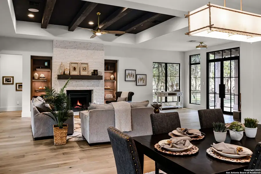 Furnished interior view inside a new home in , New Braunfels (Image 7). Furnished interior view inside a new home in , New Braunfels (Image 7).