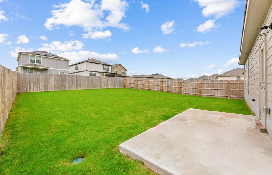 Front exterior of a new home in Sonterra, Jarrell, TX, highlighting curb appeal (Image 16). Front exterior of a new home in Sonterra, Jarrell, TX, highlighting curb appeal (Image 16).