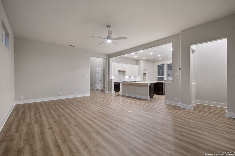 Spacious, unfurnished interior of a new home in Buffalo Crossing – New Phase Now Preselling, Cibolo (Image 14). Spacious, unfurnished interior of a new home in Buffalo Crossing – New Phase Now Preselling, Cibolo (Image 14).