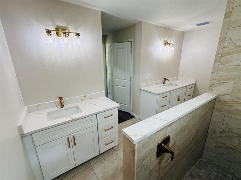 Furnished interior view inside a new home in , Weeki Wachee (Image 5).
