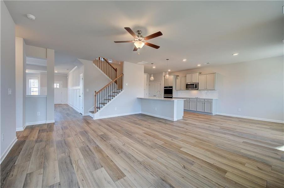 Spacious, unfurnished interior of a new home in Chapel Hill, Newnan (Image 21).