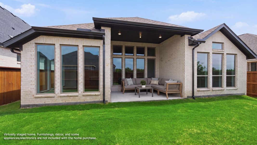 Exterior details and patio area of a home in Mustang Lakes, Celina (Image 3).