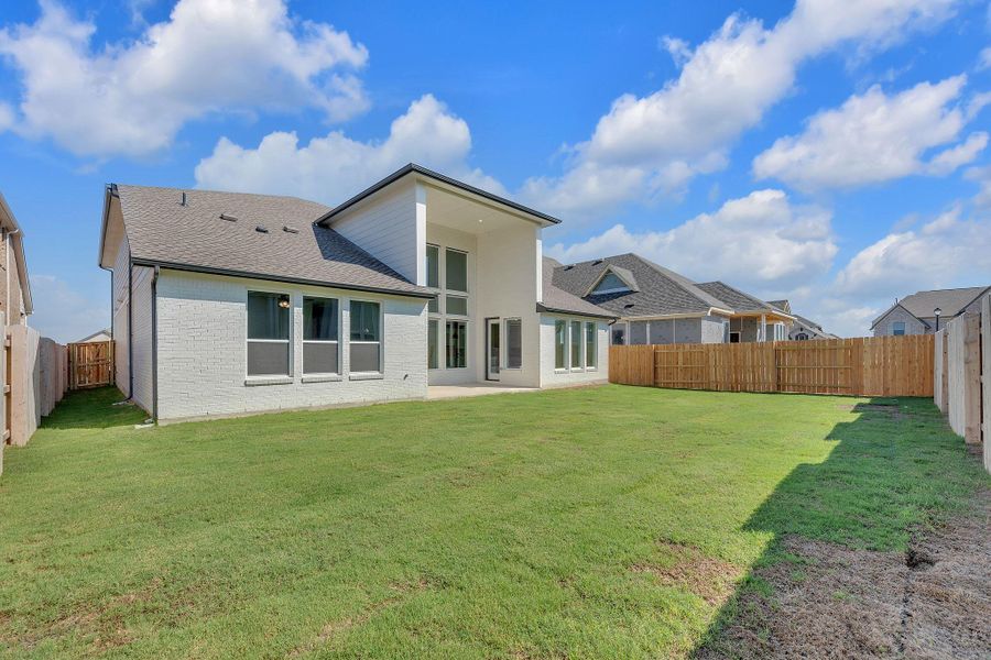 Exterior details and patio area of a home in Flora, Hutto (Image 30).