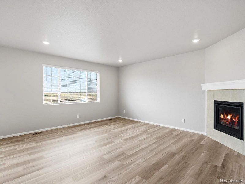 Spacious, unfurnished interior of a new home in Buffalo Highlands: The Canyon Collection, Commerce City (Image 16).