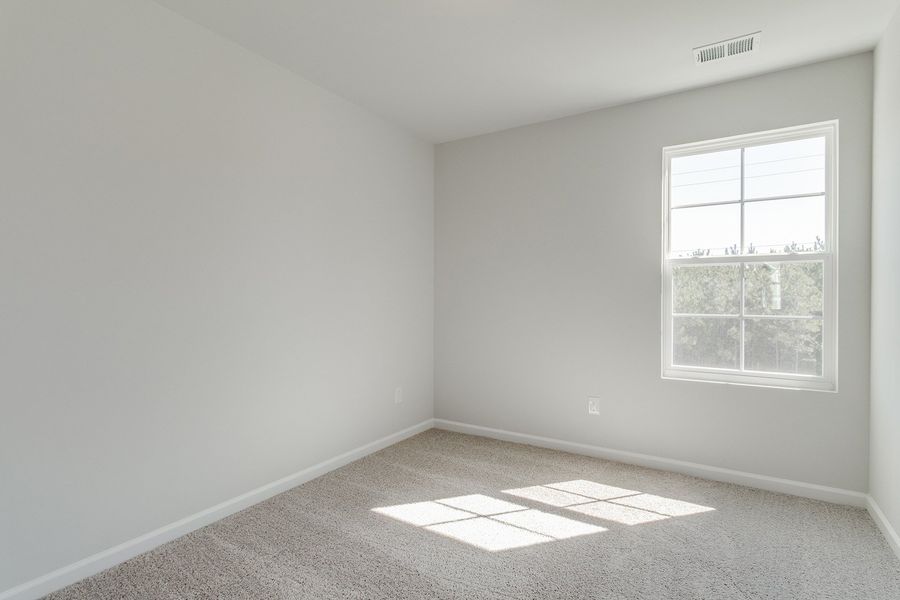 Spacious, unfurnished interior of a new home in Haynes Park, Columbia (Image 28).
