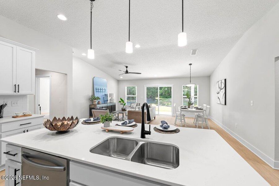 Furnished interior view inside a new home in , Middleburg (Image 31).