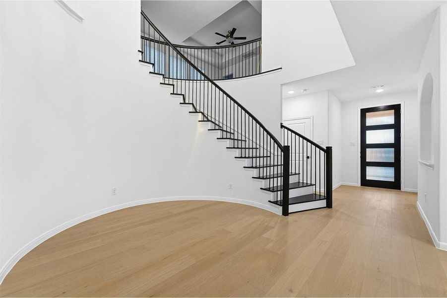 Spacious, unfurnished interior of a new home in Green Meadows, Celina (Image 15).