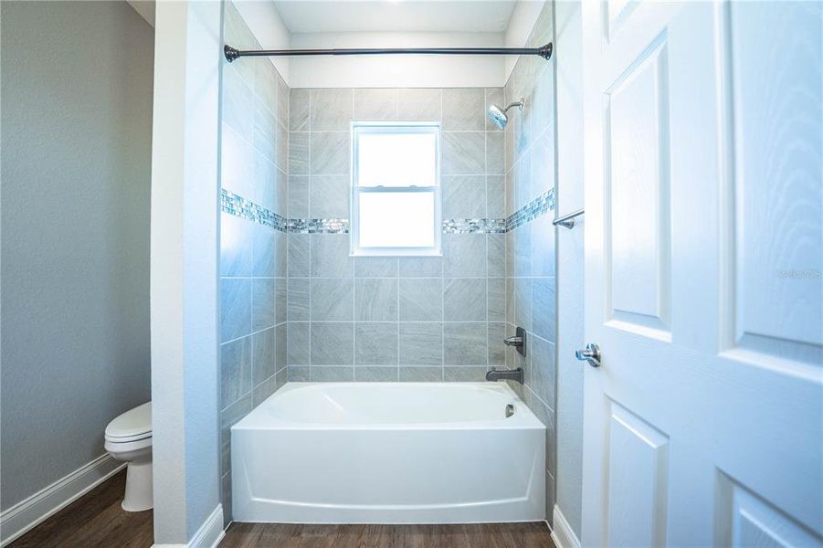 Furnished interior view inside a new home in , Lakeland (Image 8).