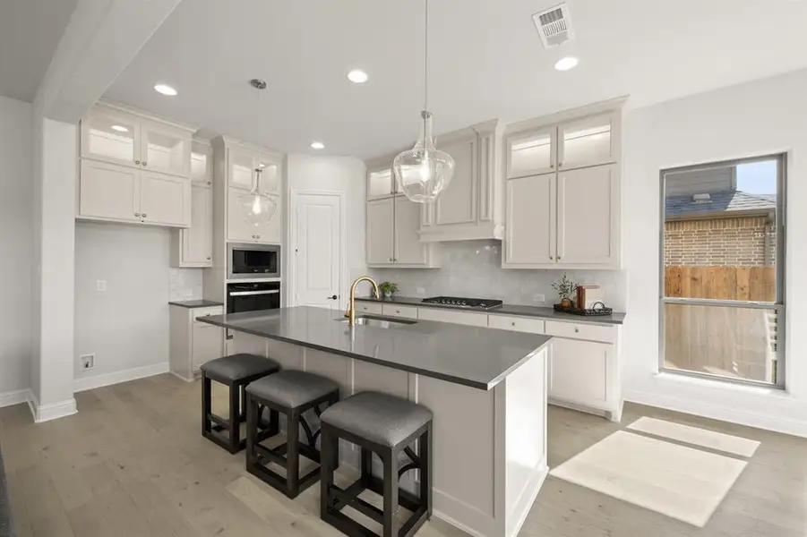 Furnished interior view inside a new home in Somerset - Phase 5, Mansfield (Image 8). Furnished interior view inside a new home in Somerset - Phase 5, Mansfield (Image 8).